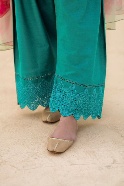 3PC EMBROIDED LAWN SUIT SR - 495 - Rangoli Store