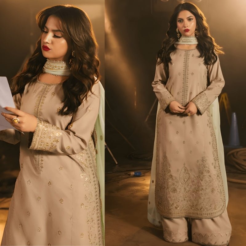 3PC EMBROIDERED LAWN SUIT - SR - 660 - Rangoli Store
