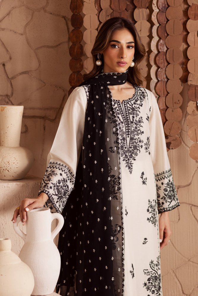 3PC EMBROIDERED LAWN SUIT - SR - 704 - Rangoli Store