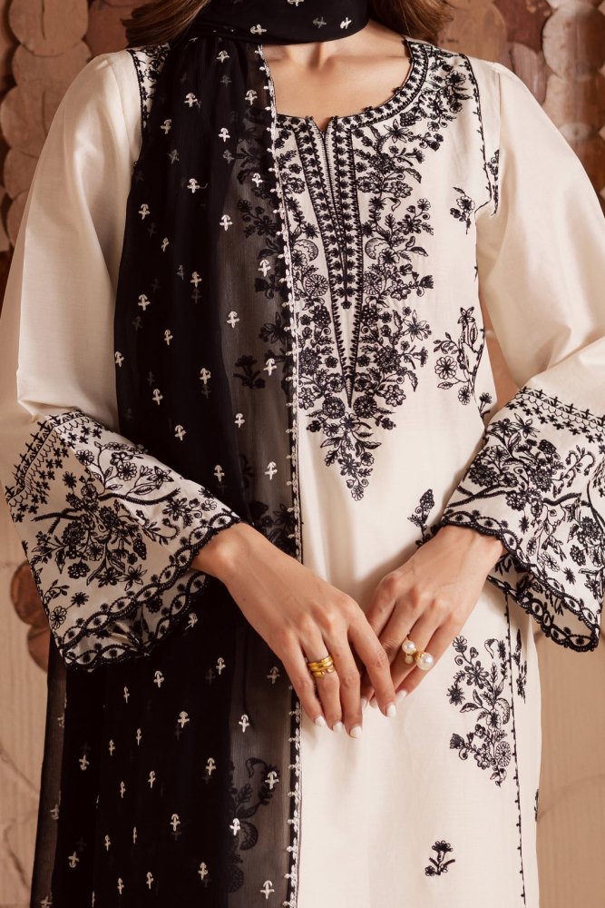 3PC EMBROIDERED LAWN SUIT - SR - 704 - Rangoli Store