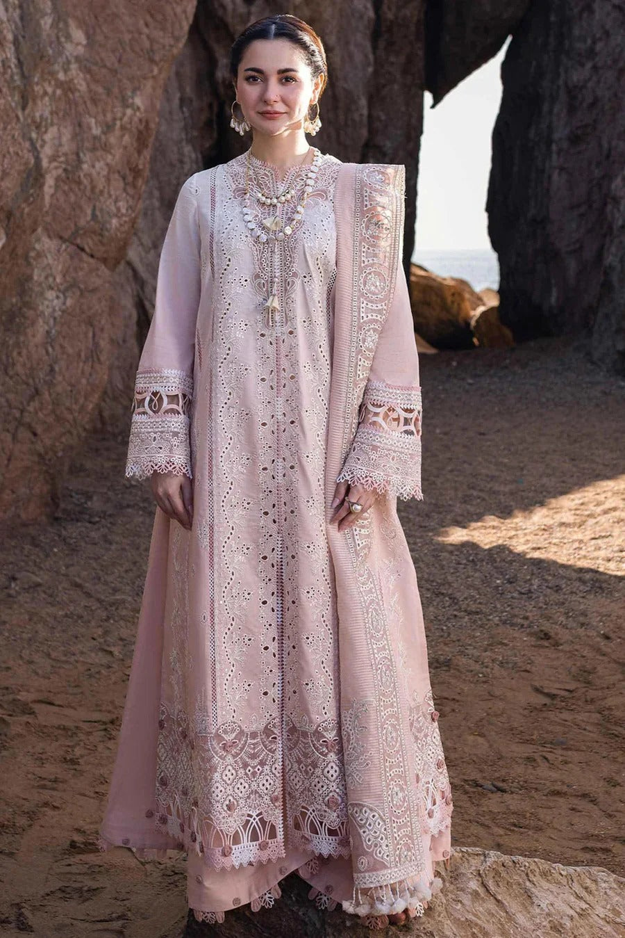 3PC EMBROIDERED LAWN SUIT - SR-734